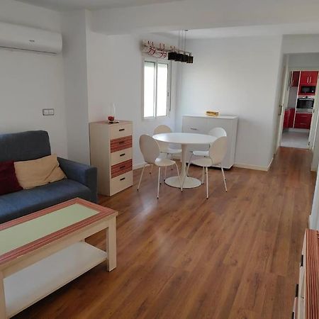 Piso Cerca Universidades Y Playa 瓦伦西亚 外观 照片